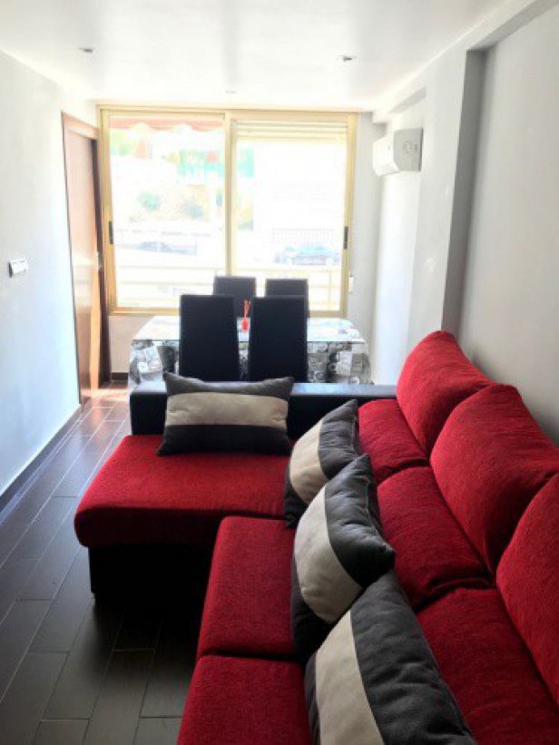 An apartment overlooking the beach in Cala Finestrat