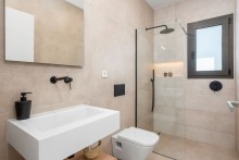 Magnificent villa with swimming pool and solarium