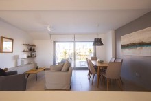 Modern Bungalow with Terrace and Rooftop Solarium