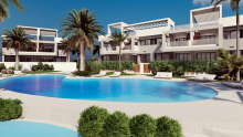 Spectacular Apartment with a Private Solarium and Shared Pool in Torrevieja